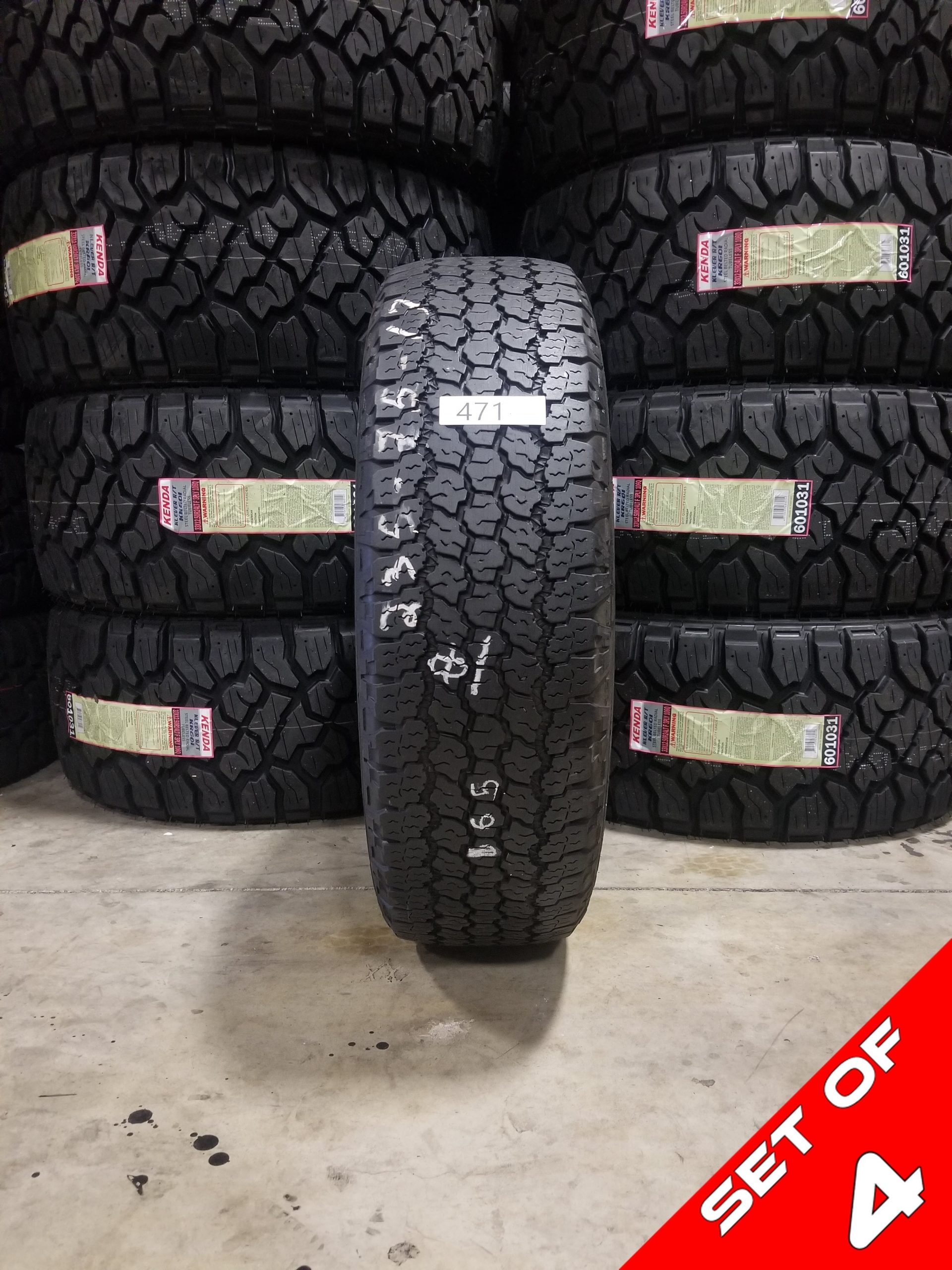 SET OF 4 235/75R17 GoodYear Wrangler A/T Adventure 109 T SL - Used Tires