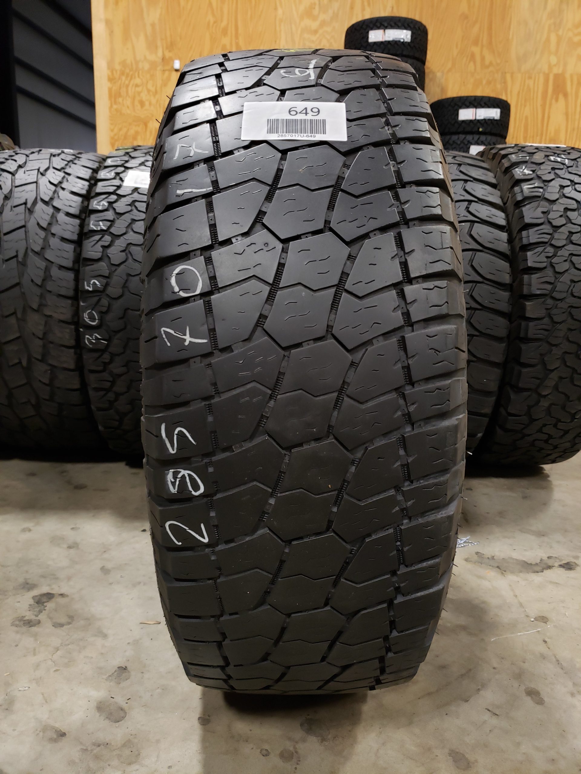 SINGLE 285/70R17 Radar Renegade A/T5 121/118 S E - Used Tires