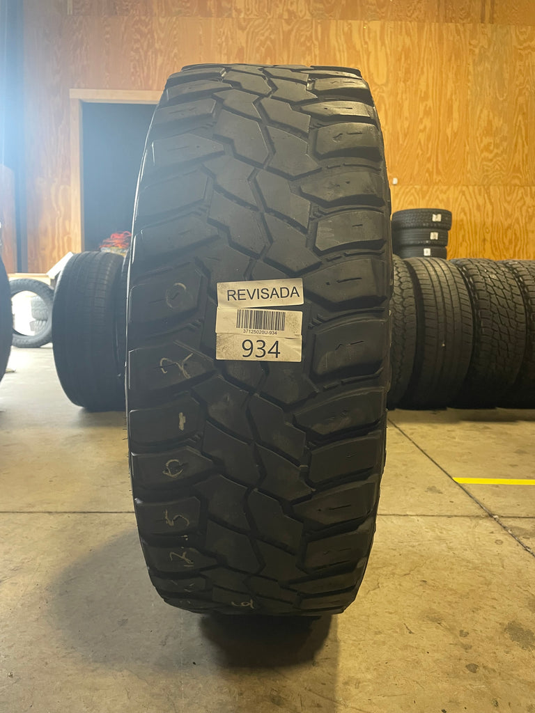 SINGLE 37x12.50R20 Mastercraft Courser MXT 126 P E - Used Tires